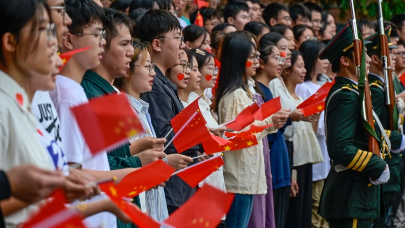 重庆大学举行2023年国庆升旗仪式
