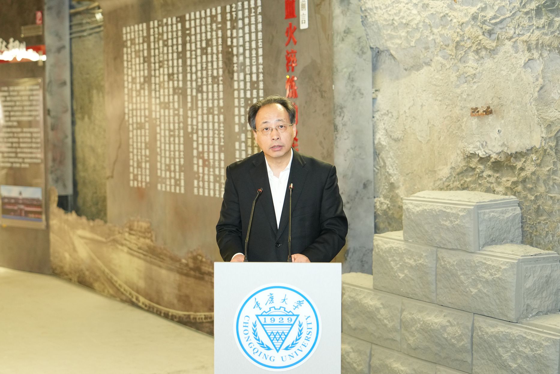 微信图片_20251021101021_33_151_副本.jpg