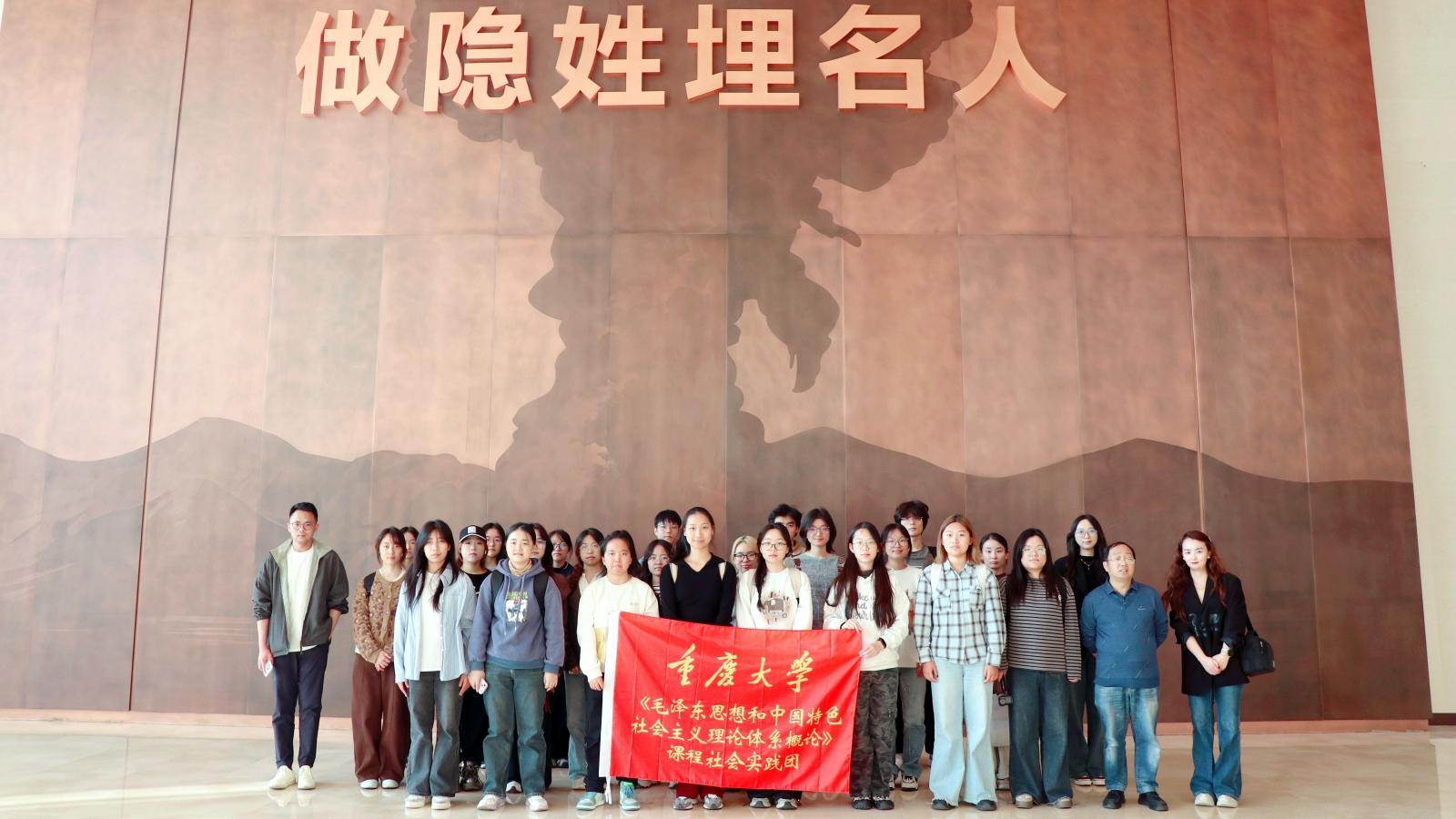 1762937943220641.jpg 562B09BF6FC13993CCD405F0EE48D1B7.jpg