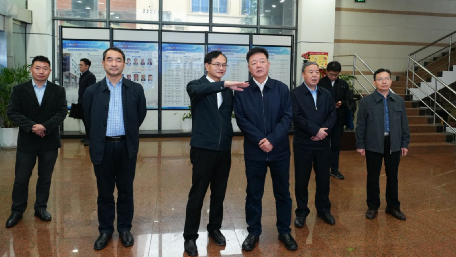 1763521635137907.png 图片2.png