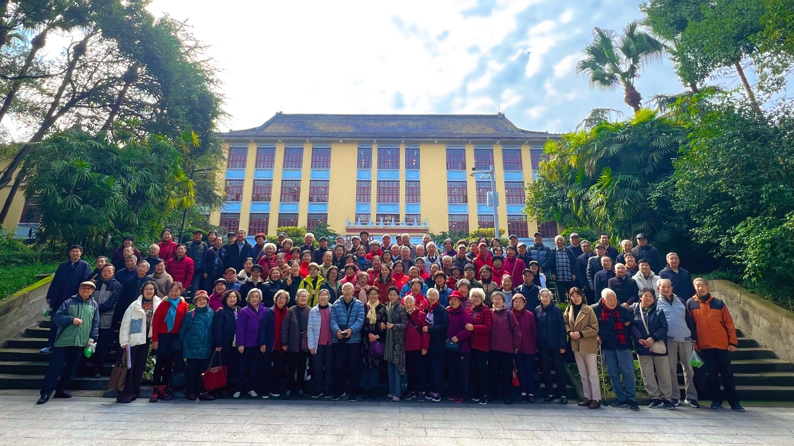 1763611096849334.jpg 高教.jpg