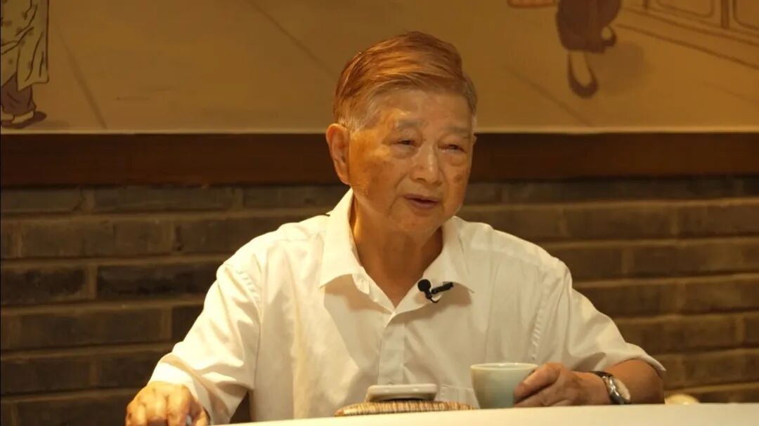 投身核工业一线的重大人，这枚纪念章铭记功勋！